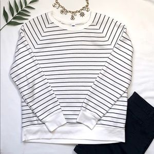 Old Navy Crew Neck Sweater Large